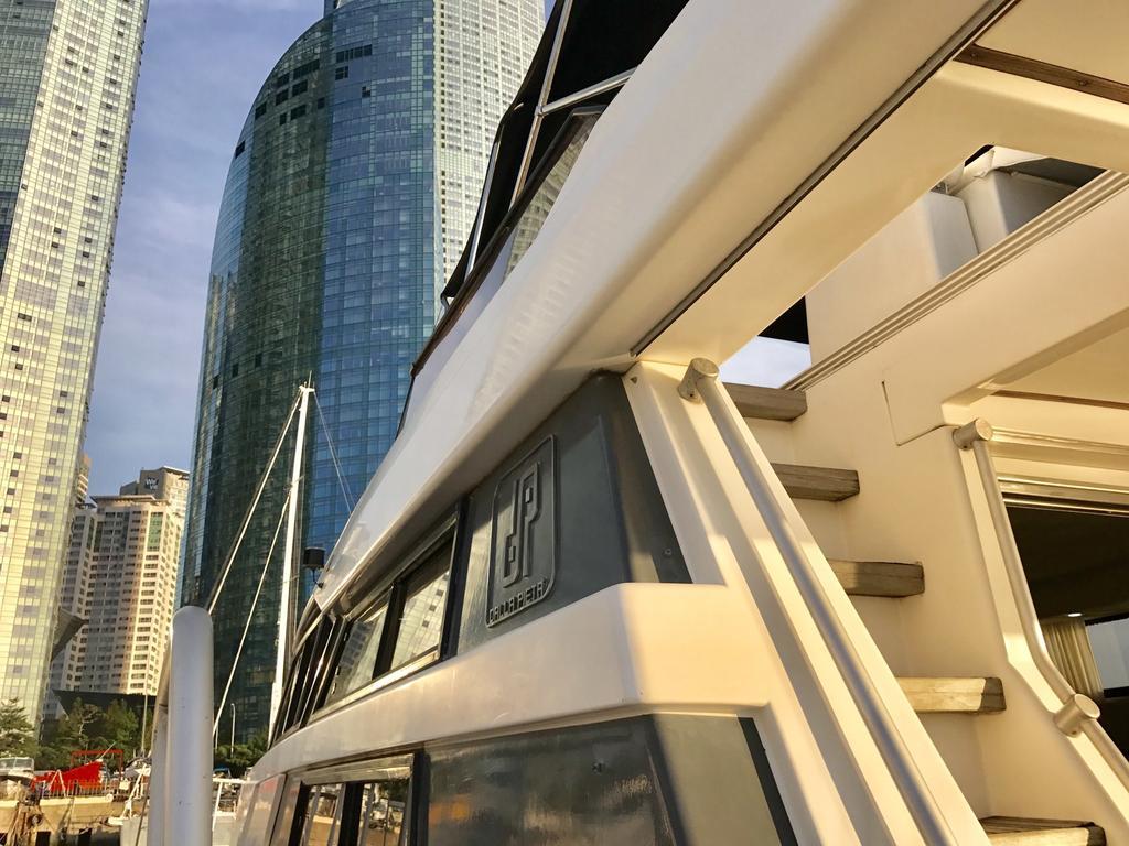 Hotel Sea And Yacht Pusan Exteriér fotografie
